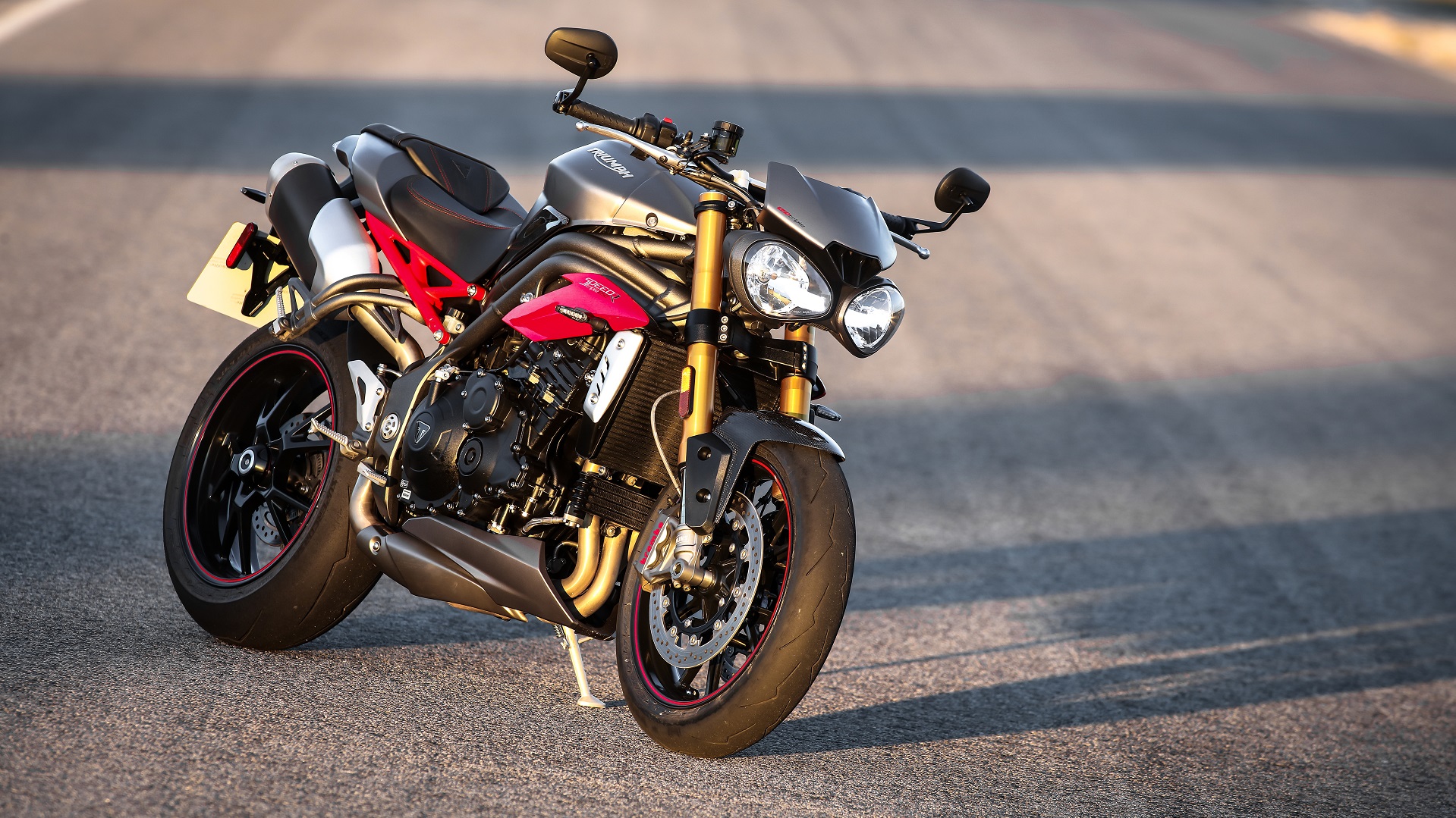 Triumph Speed Triple 1050 Naked 2015 review AutoTrader